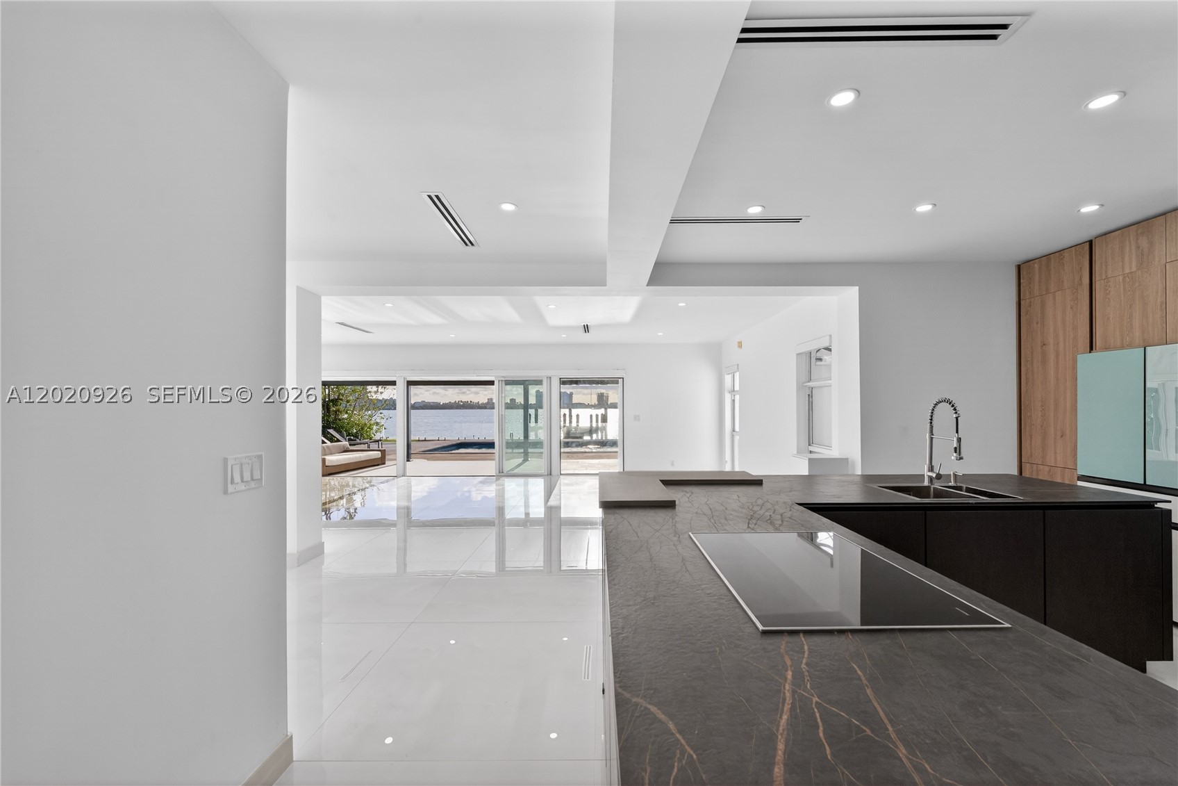 1101 S Shore Dr #1, Miami Beach FL 33141