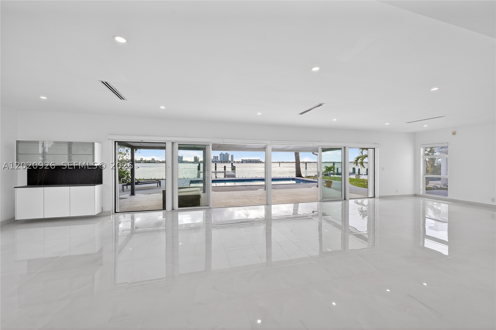 1101 S Shore Dr #1, Miami Beach FL 33141