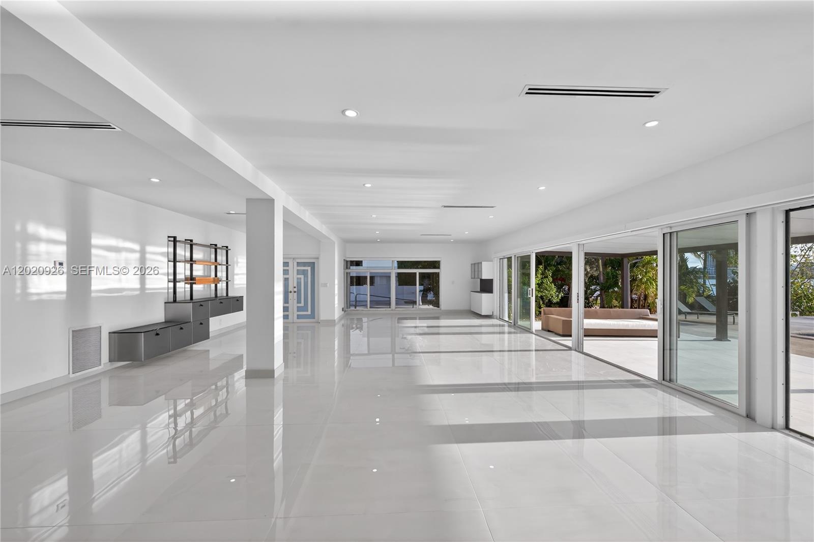 1101 S Shore Dr #1, Miami Beach FL 33141