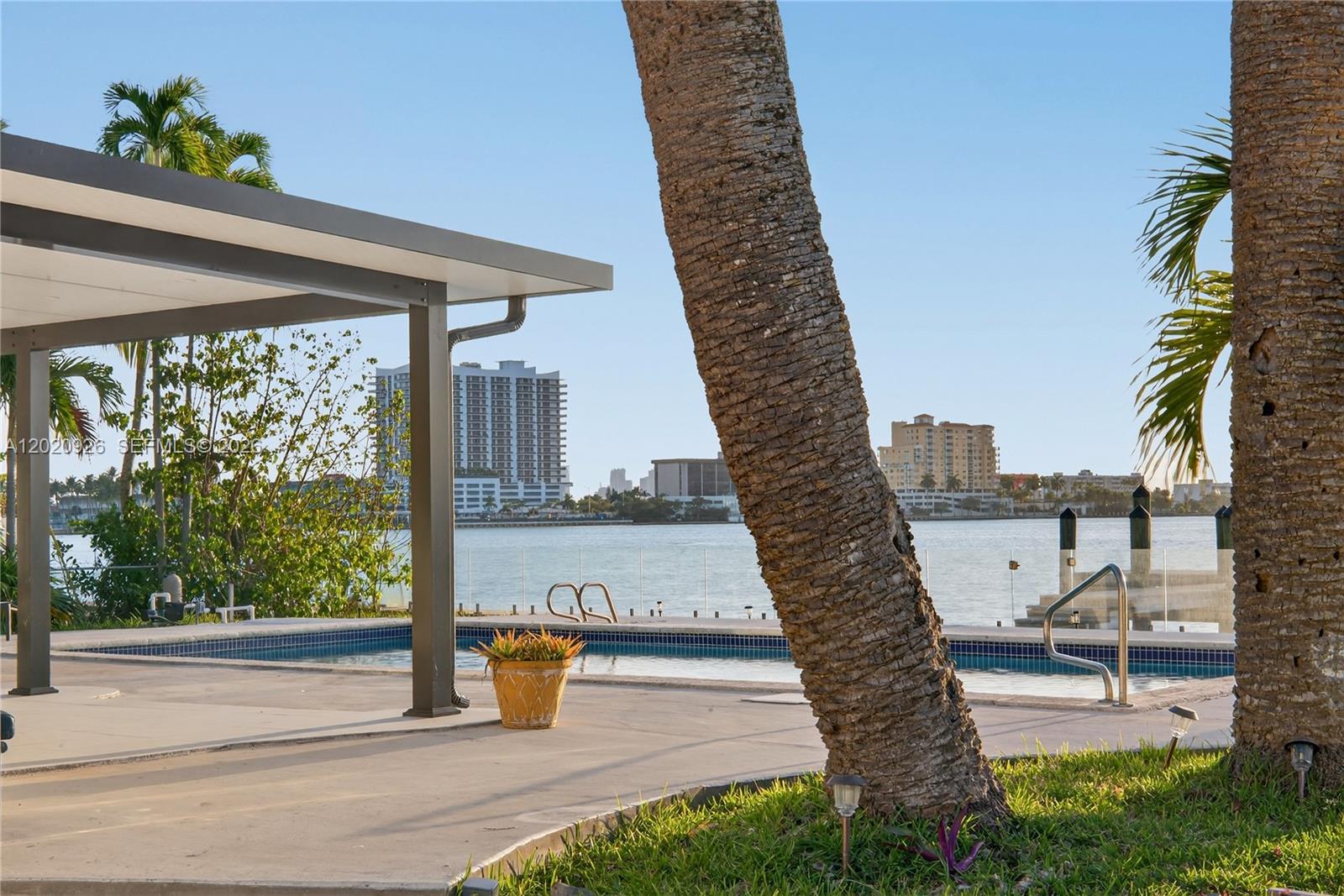 1101 S Shore Dr #1, Miami Beach FL 33141