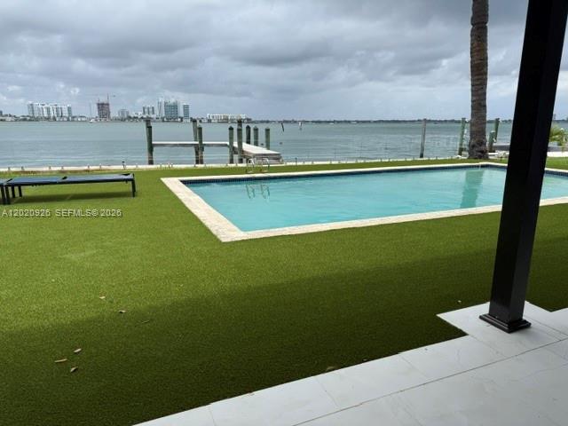 1101 S Shore Dr #1, Miami Beach FL 33141