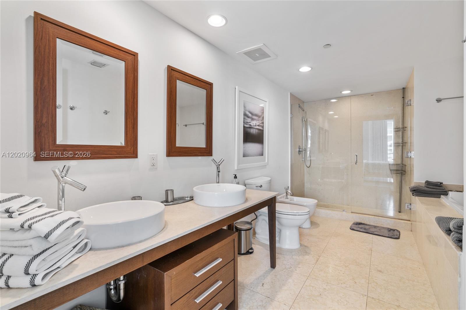 495 Brickell Ave #4510, Miami FL 33131