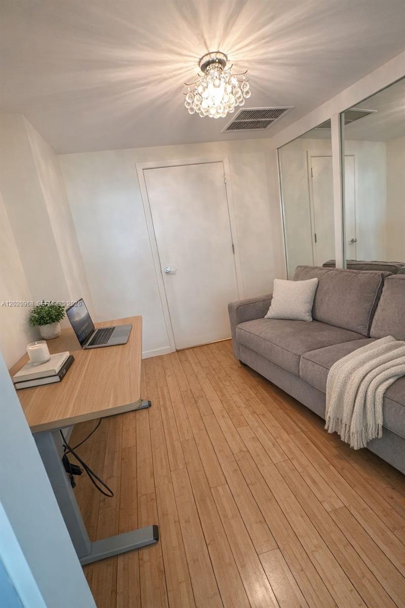 1455 Ocean Dr #1211, Miami Beach FL 33139
