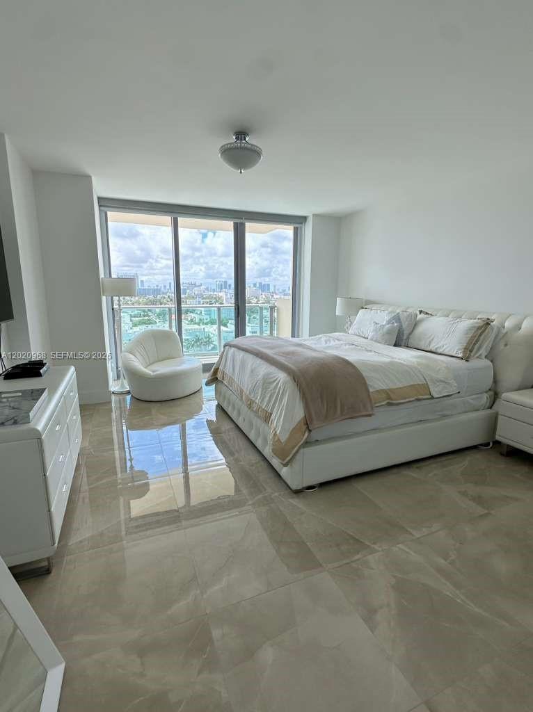 1455 Ocean Dr #1211, Miami Beach FL 33139
