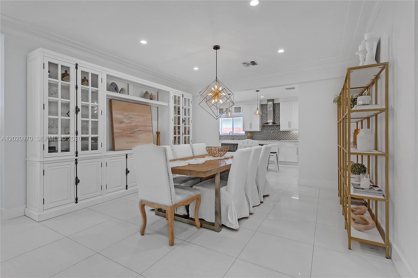 95 Shore Dr W, Miami FL 33133