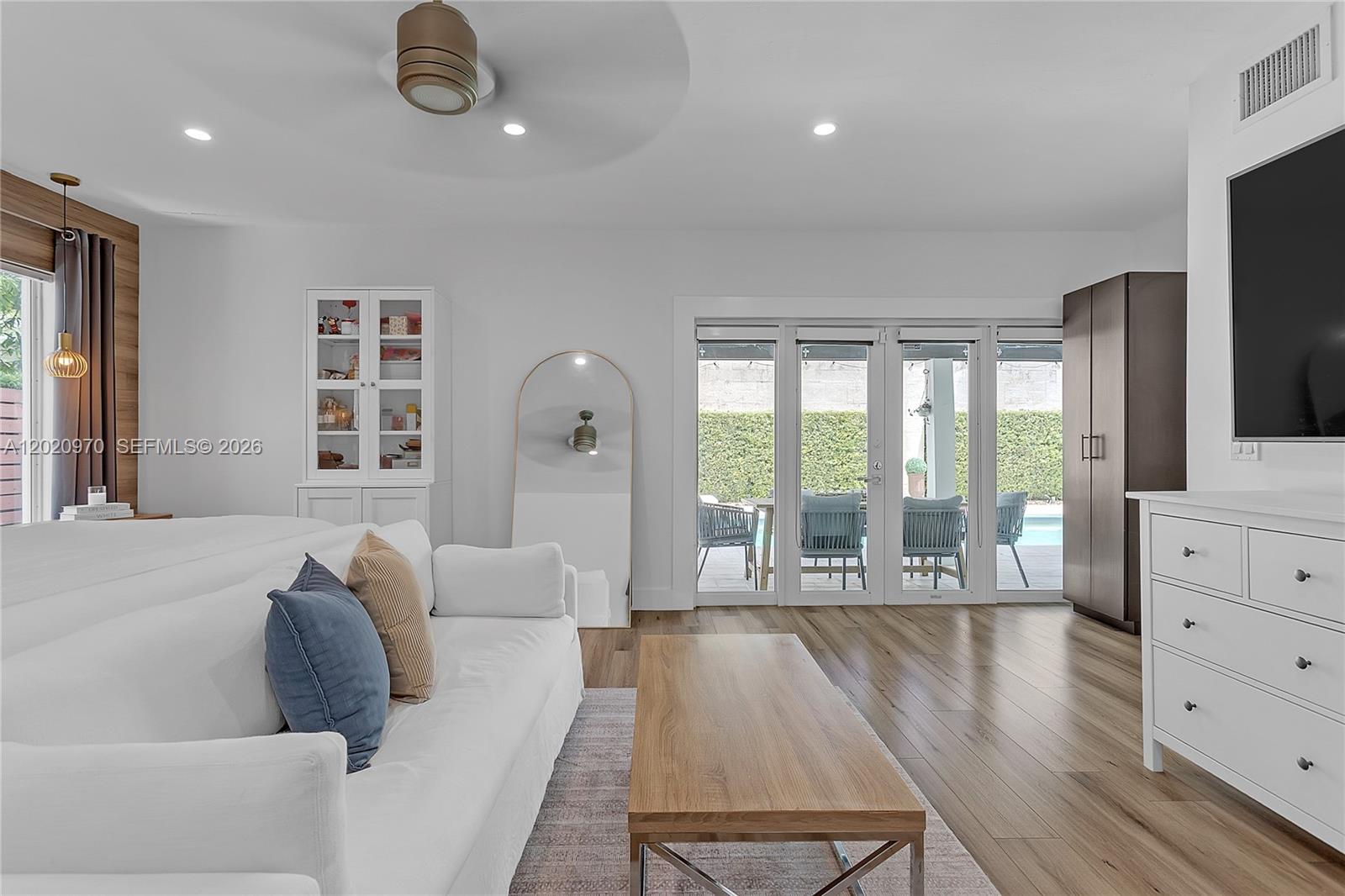 95 Shore Dr W, Miami FL 33133