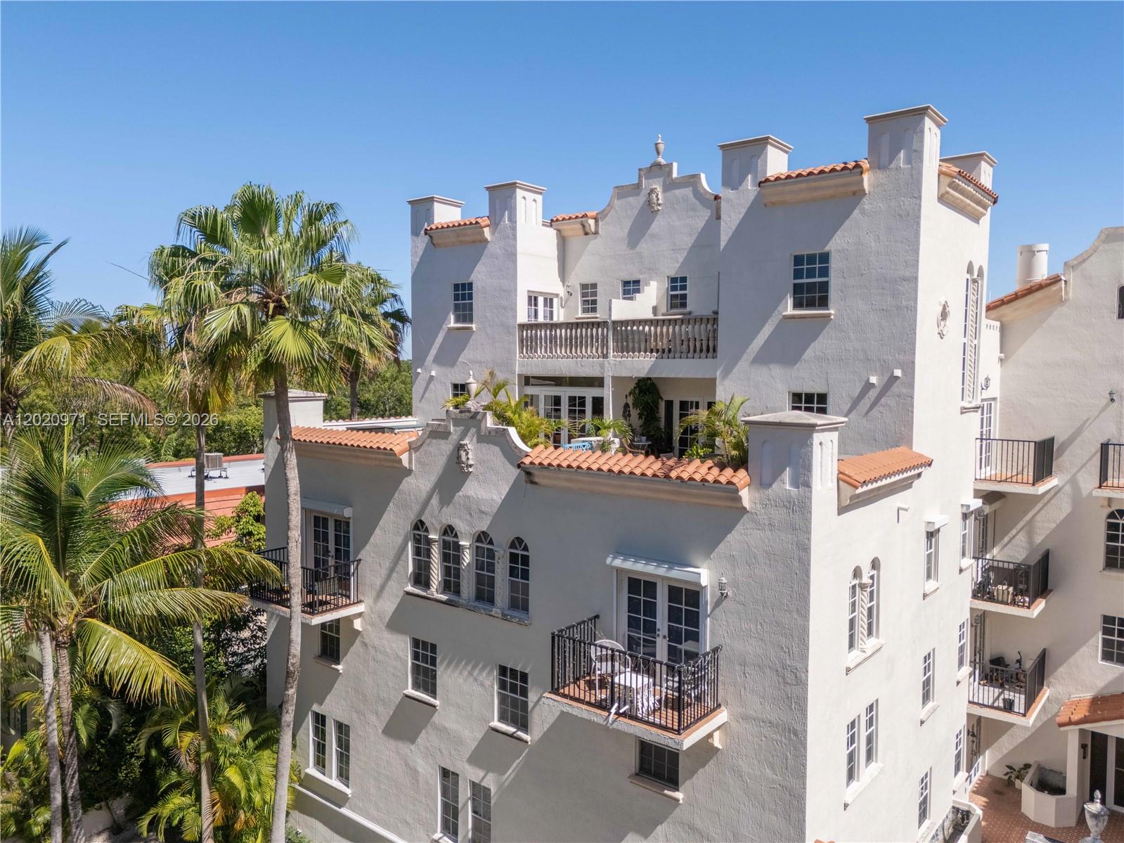 323 Navarre Ave #403, Coral Gables FL 33134