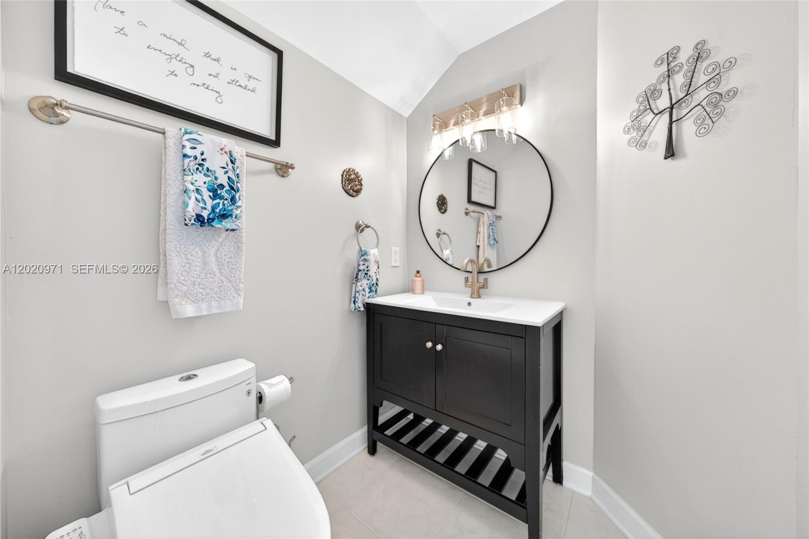 323 Navarre Ave #403, Coral Gables FL 33134