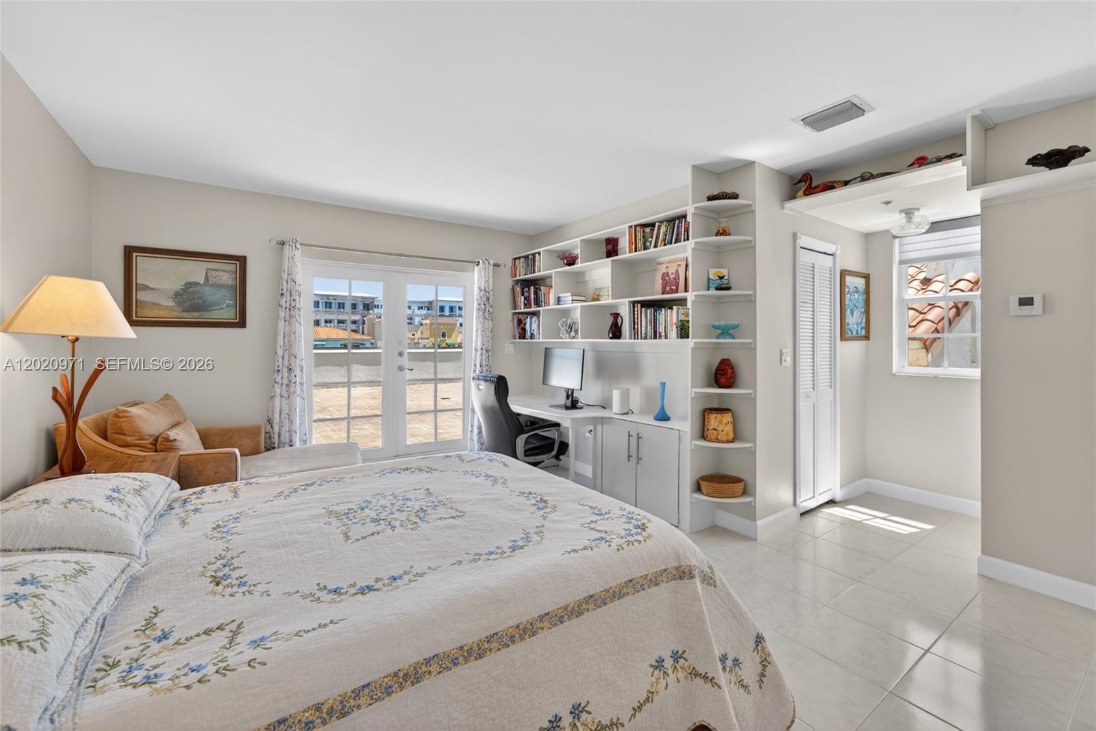 323 Navarre Ave #403, Coral Gables FL 33134