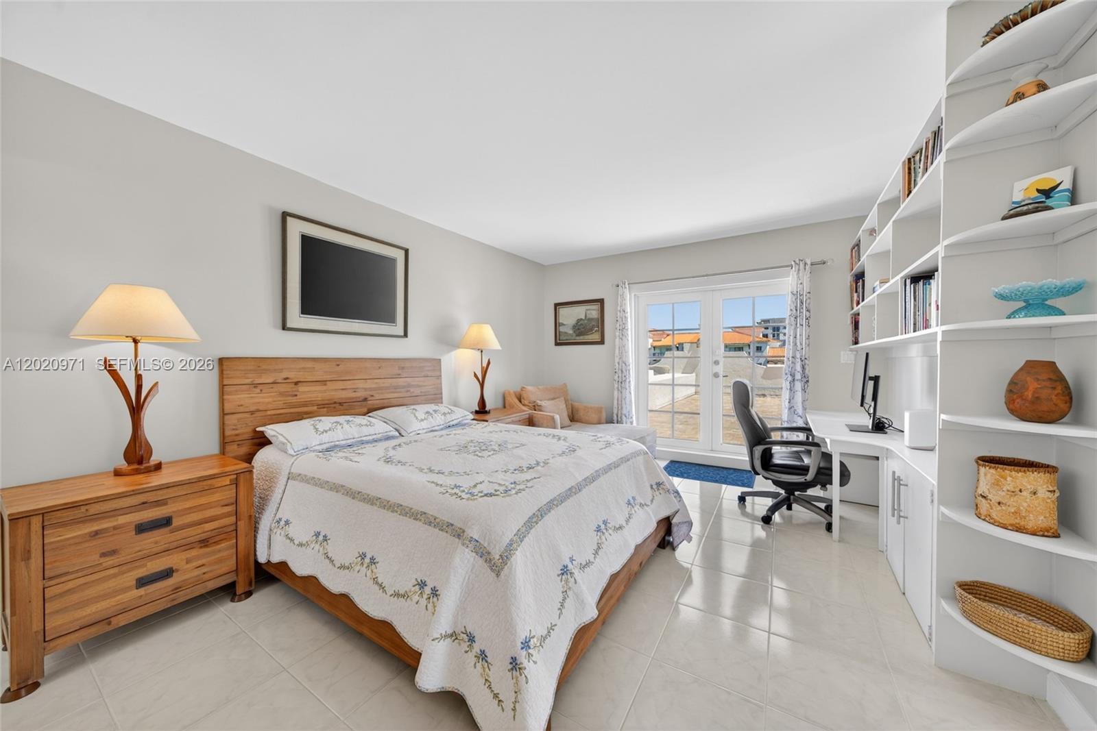 323 Navarre Ave #403, Coral Gables FL 33134