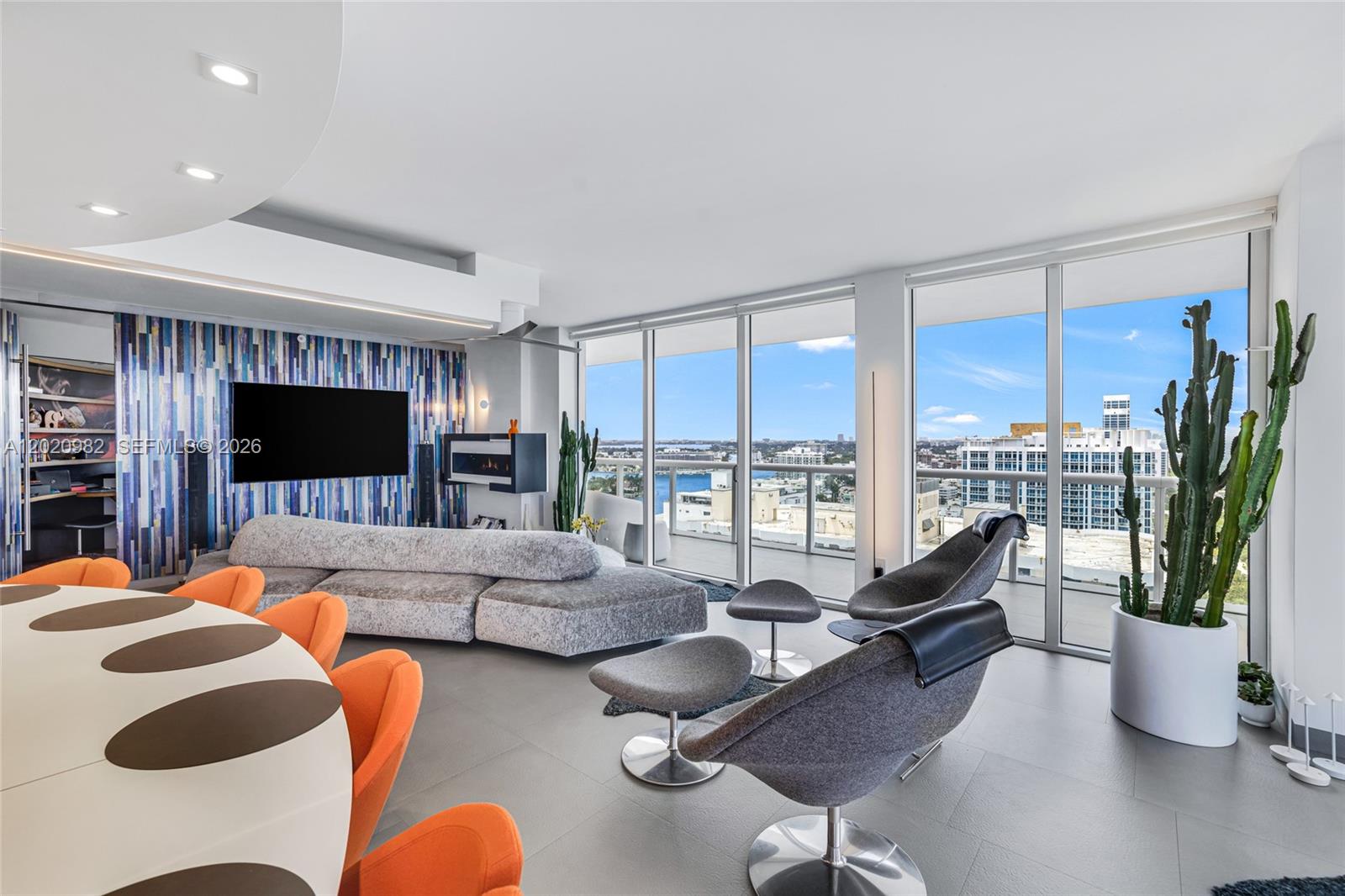 6365 Collins Ave #2301, Miami Beach FL 33141