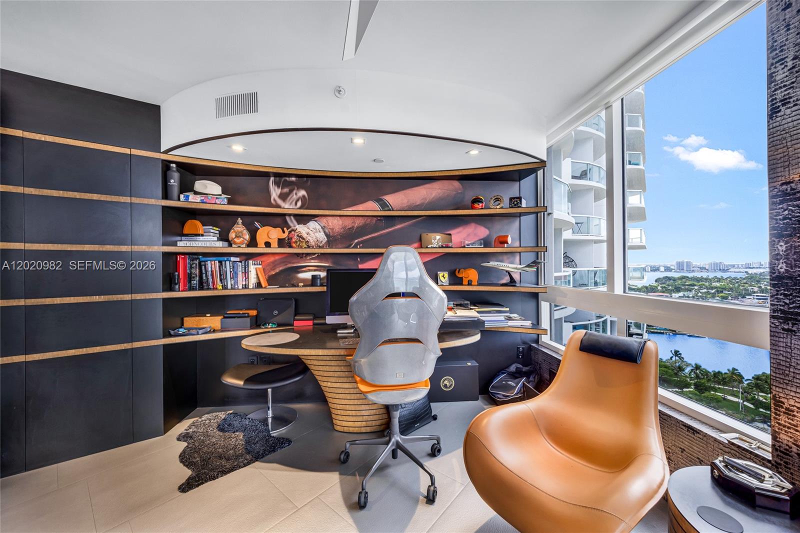 6365 Collins Ave #2301, Miami Beach FL 33141