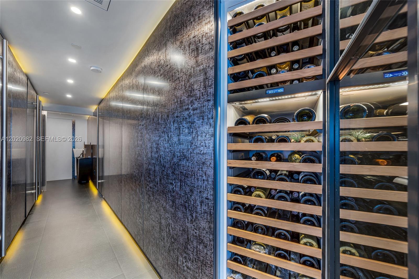 6365 Collins Ave #2301, Miami Beach FL 33141