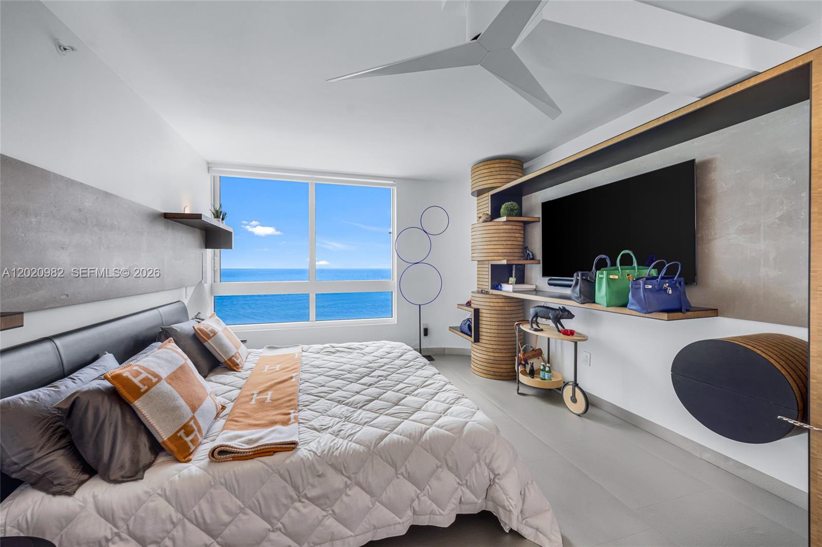 6365 Collins Ave #2301, Miami Beach FL 33141