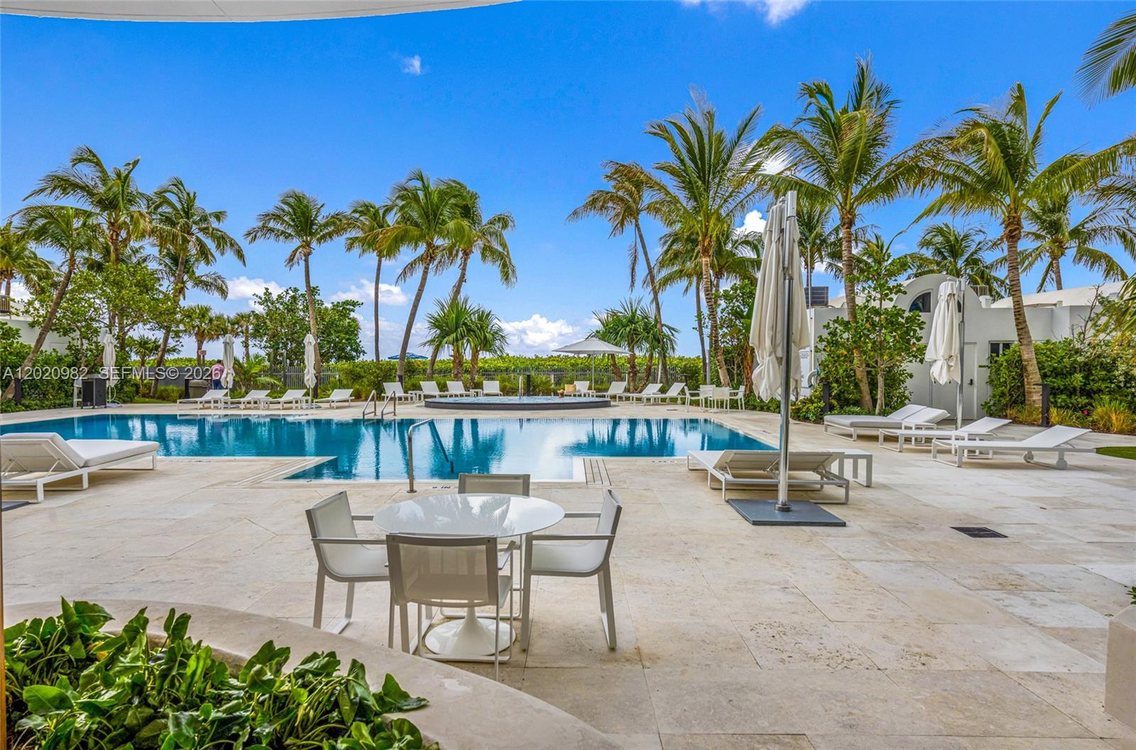 6365 Collins Ave #2301, Miami Beach FL 33141