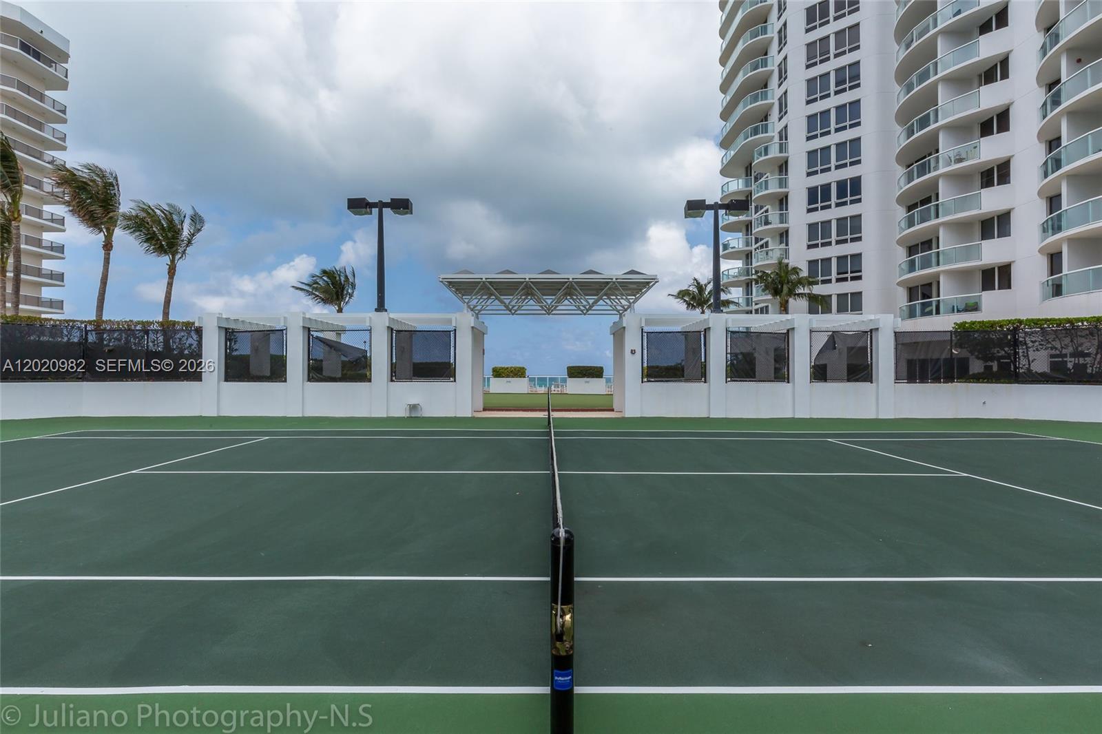 6365 Collins Ave #2301, Miami Beach FL 33141