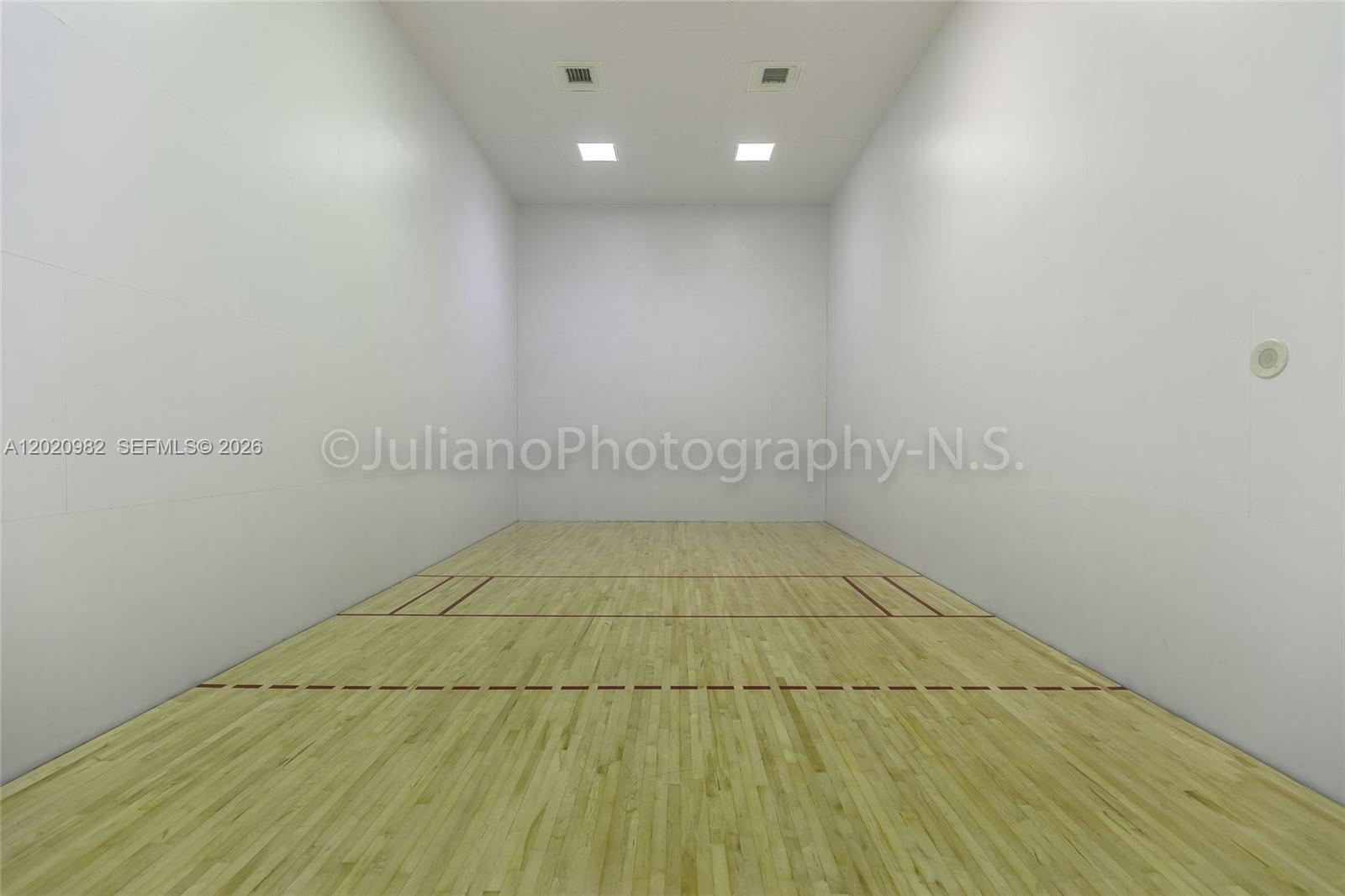 6365 Collins Ave #2301, Miami Beach FL 33141