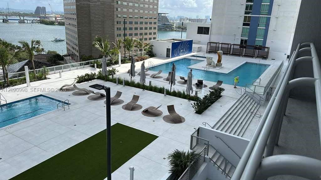 325 S BISCAYNE BL #1516, Miami FL 33131