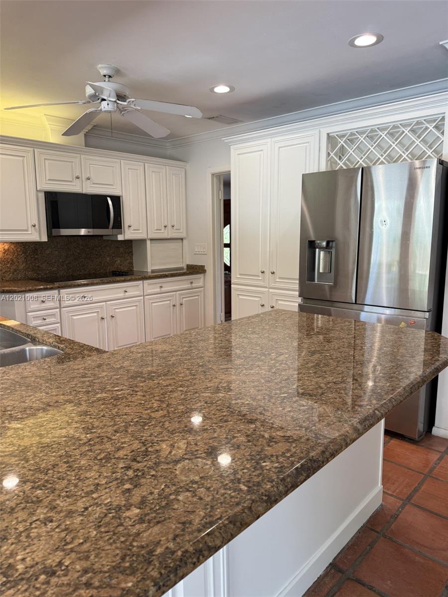 8100 SW 142nd Te, Palmetto Bay FL 33158