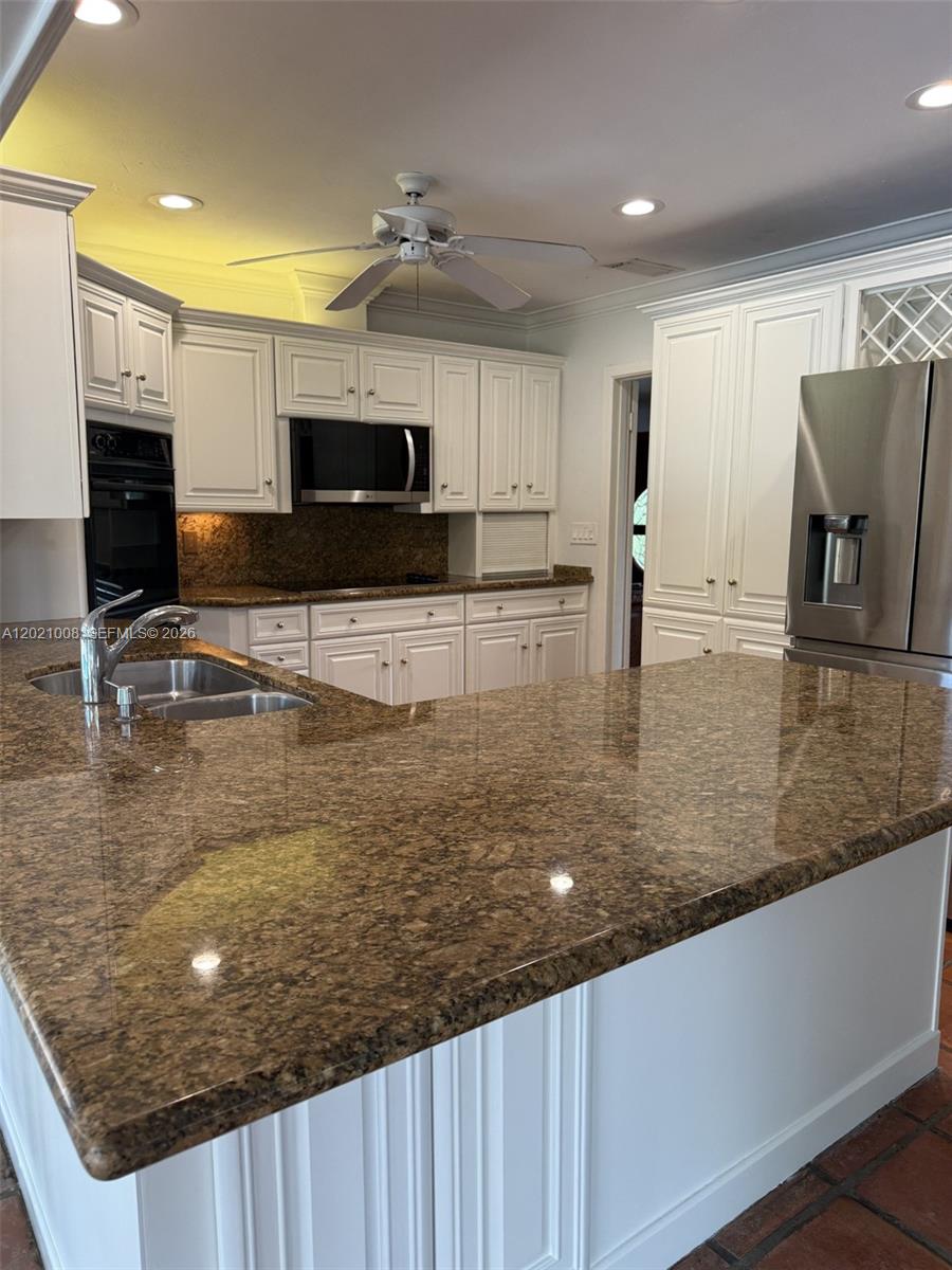 8100 SW 142nd Te, Palmetto Bay FL 33158