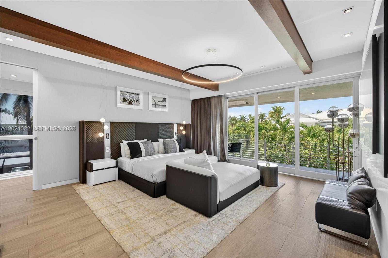 625 Curtiswood Dr, Key Biscayne FL 33149