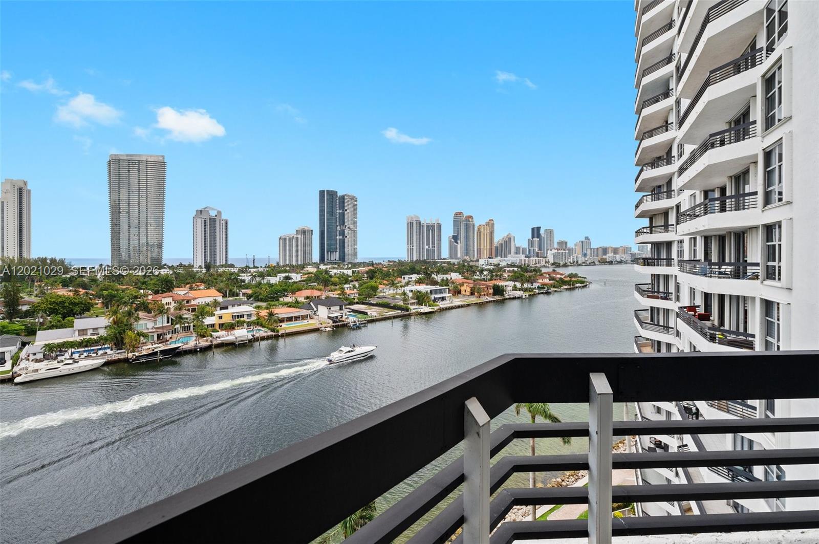 19195 Mystic Pointe Dr #1107, Aventura FL 33180