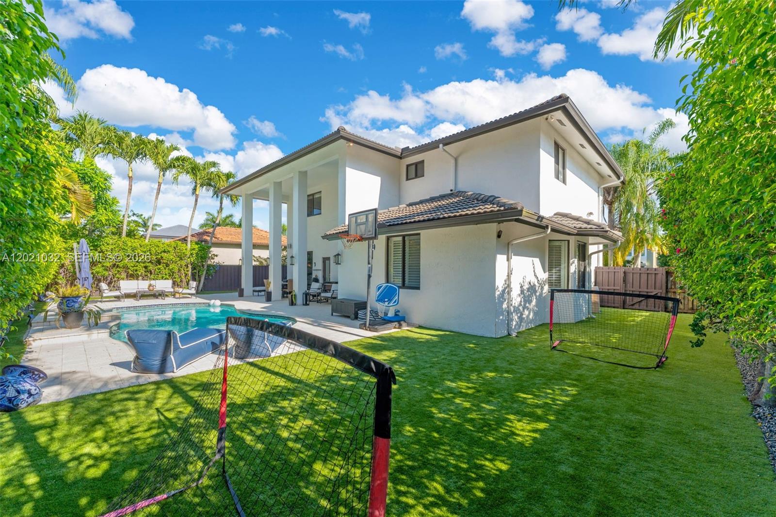 15742 SW 102nd Lane, Miami FL 33196