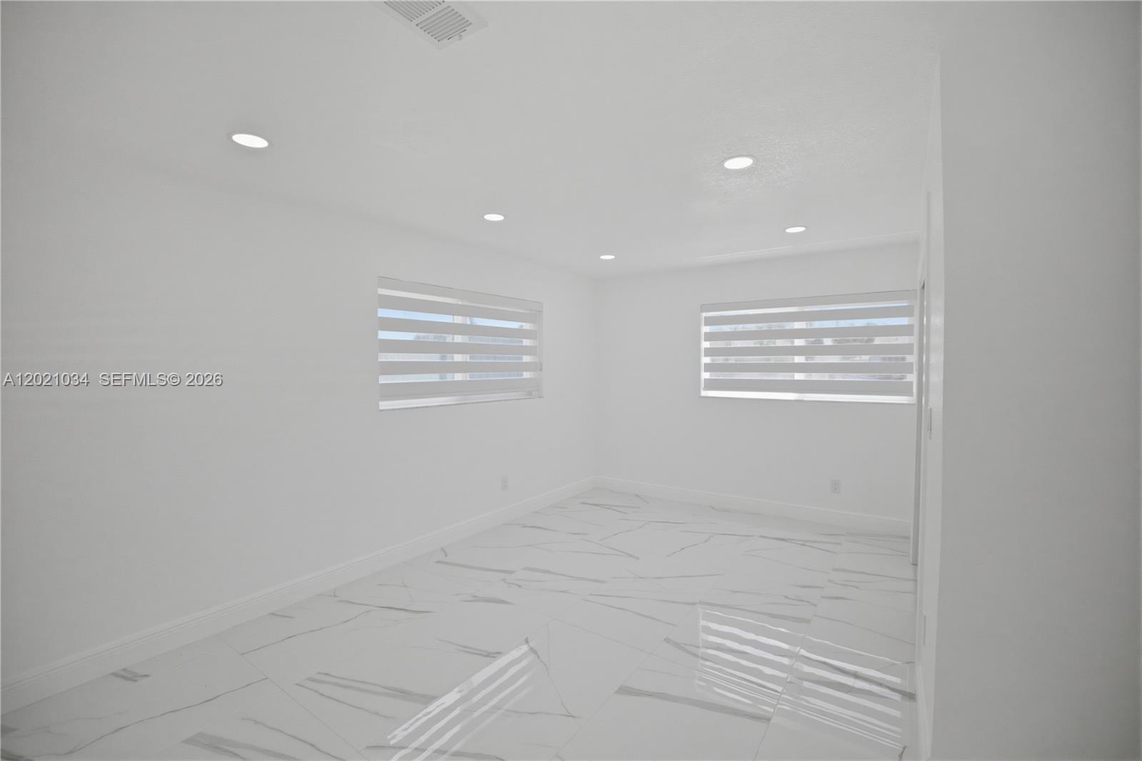 7051 SW 29th St, Miramar FL 33023