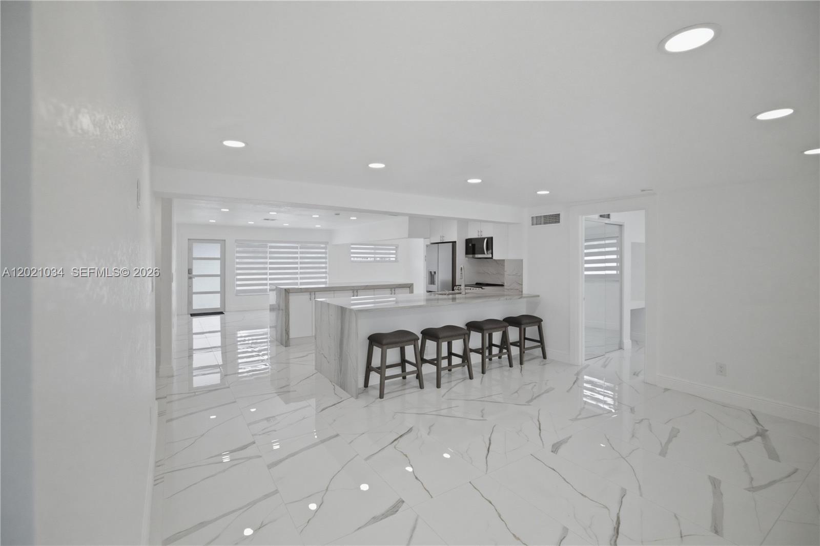 7051 SW 29th St, Miramar FL 33023