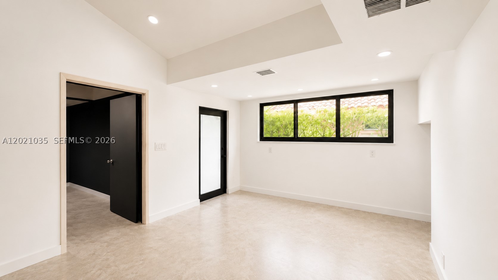 2765 NE 35th Dr, Fort Lauderdale FL 33308