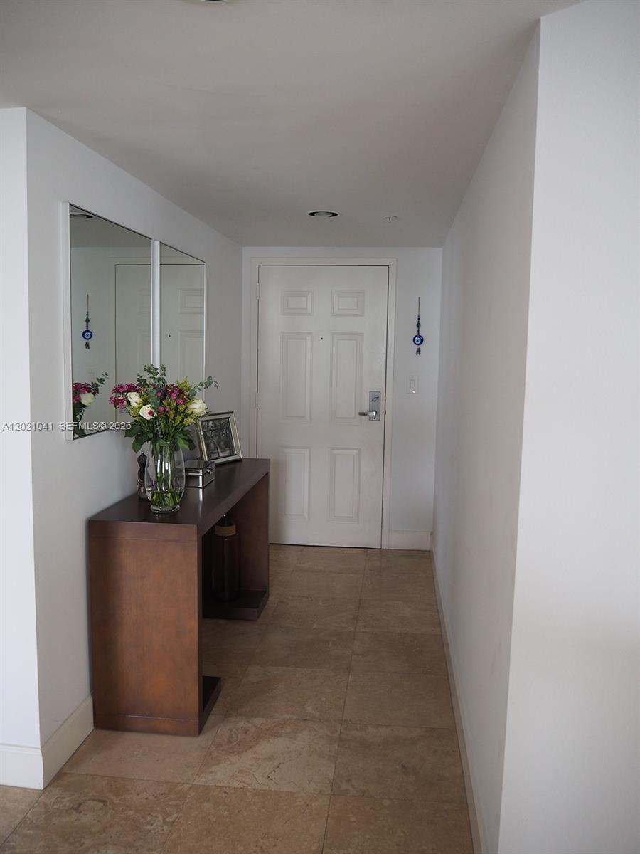1155 BRICKELL BAY DR #3102, Miami FL 33131