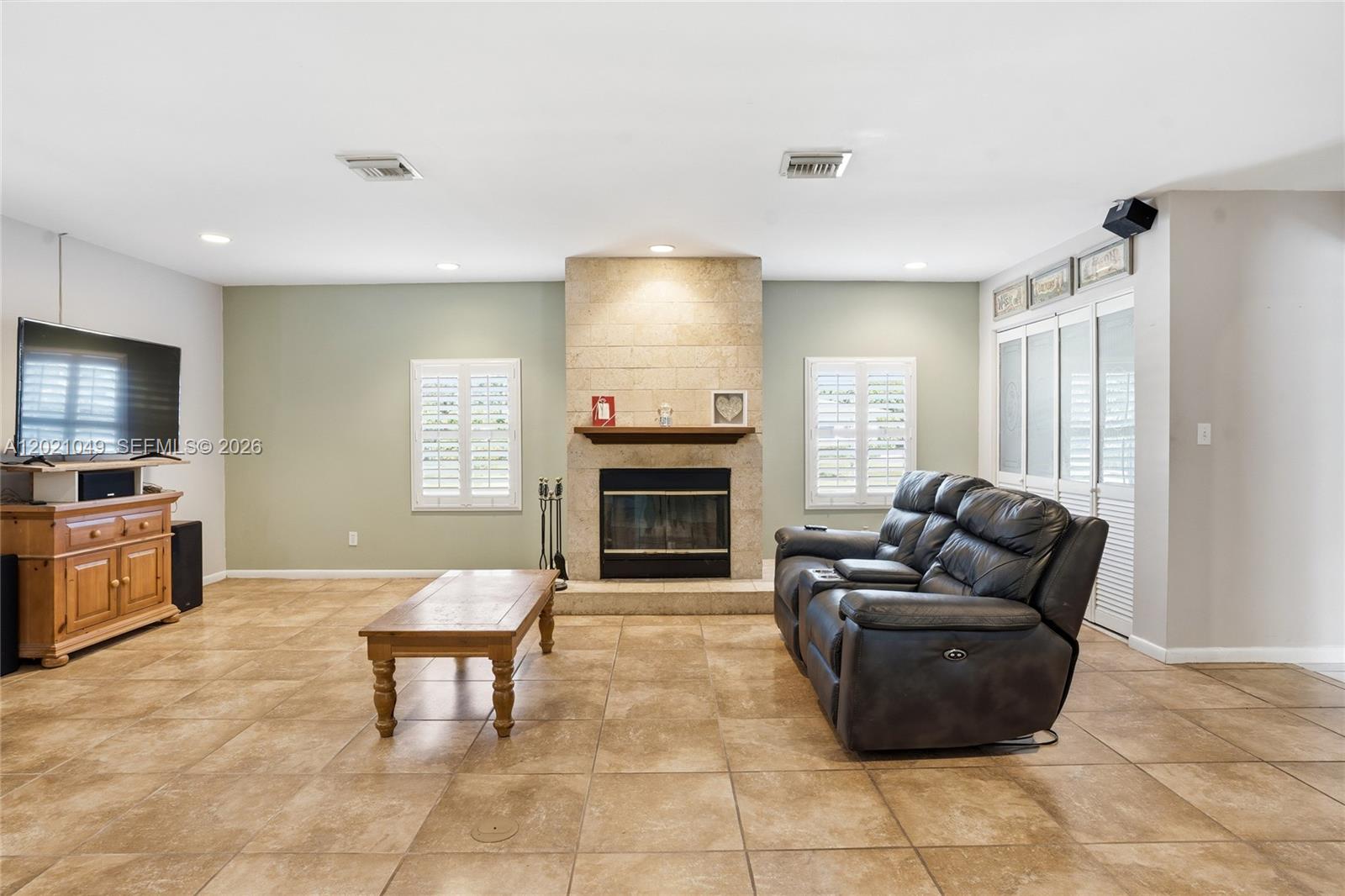 8495 SW 160th St, Palmetto Bay FL 33157