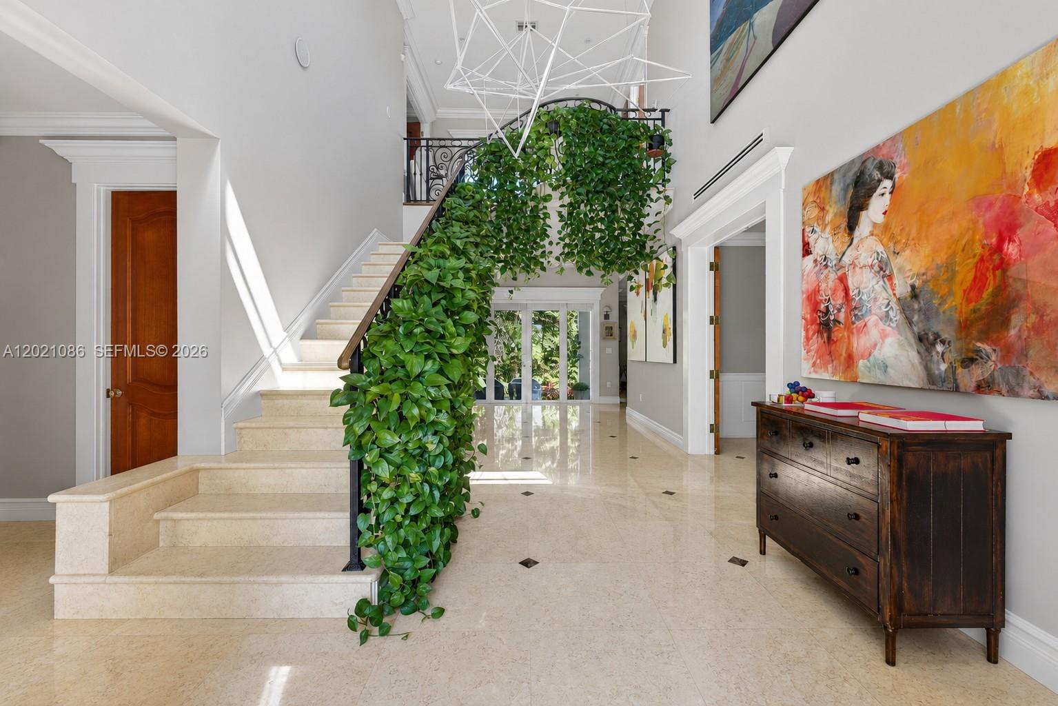 442 Ridgewood Rd, Key Biscayne FL 33149