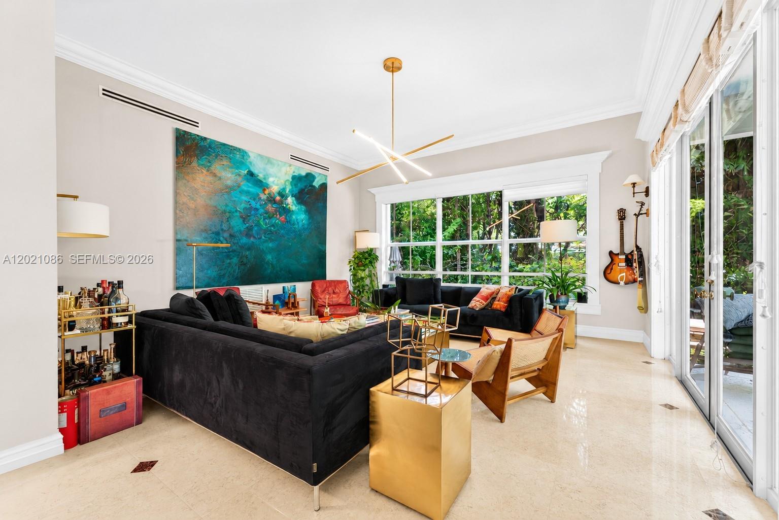 442 Ridgewood Rd, Key Biscayne FL 33149