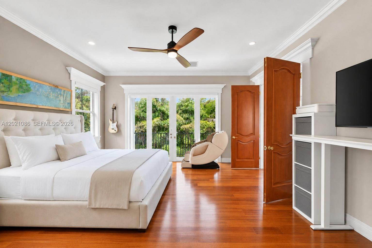 442 Ridgewood Rd, Key Biscayne FL 33149