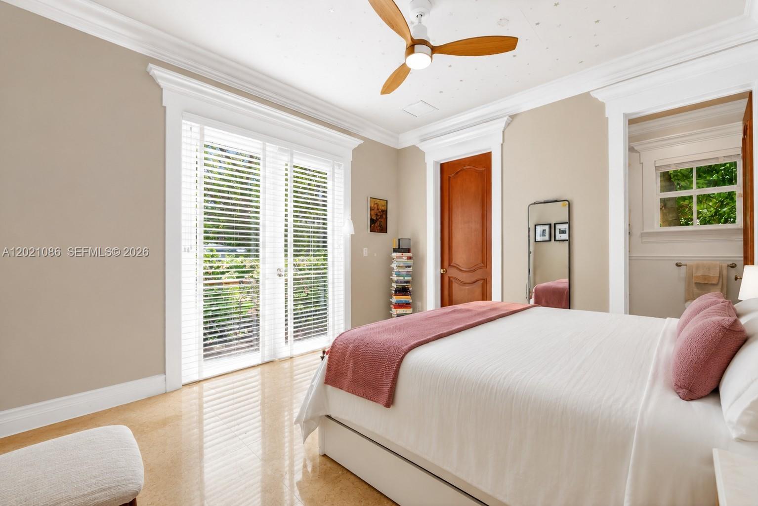 442 Ridgewood Rd, Key Biscayne FL 33149
