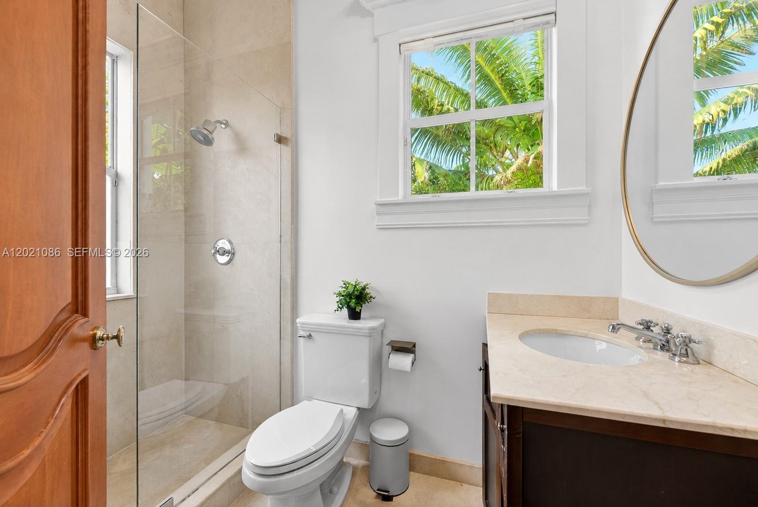 442 Ridgewood Rd, Key Biscayne FL 33149