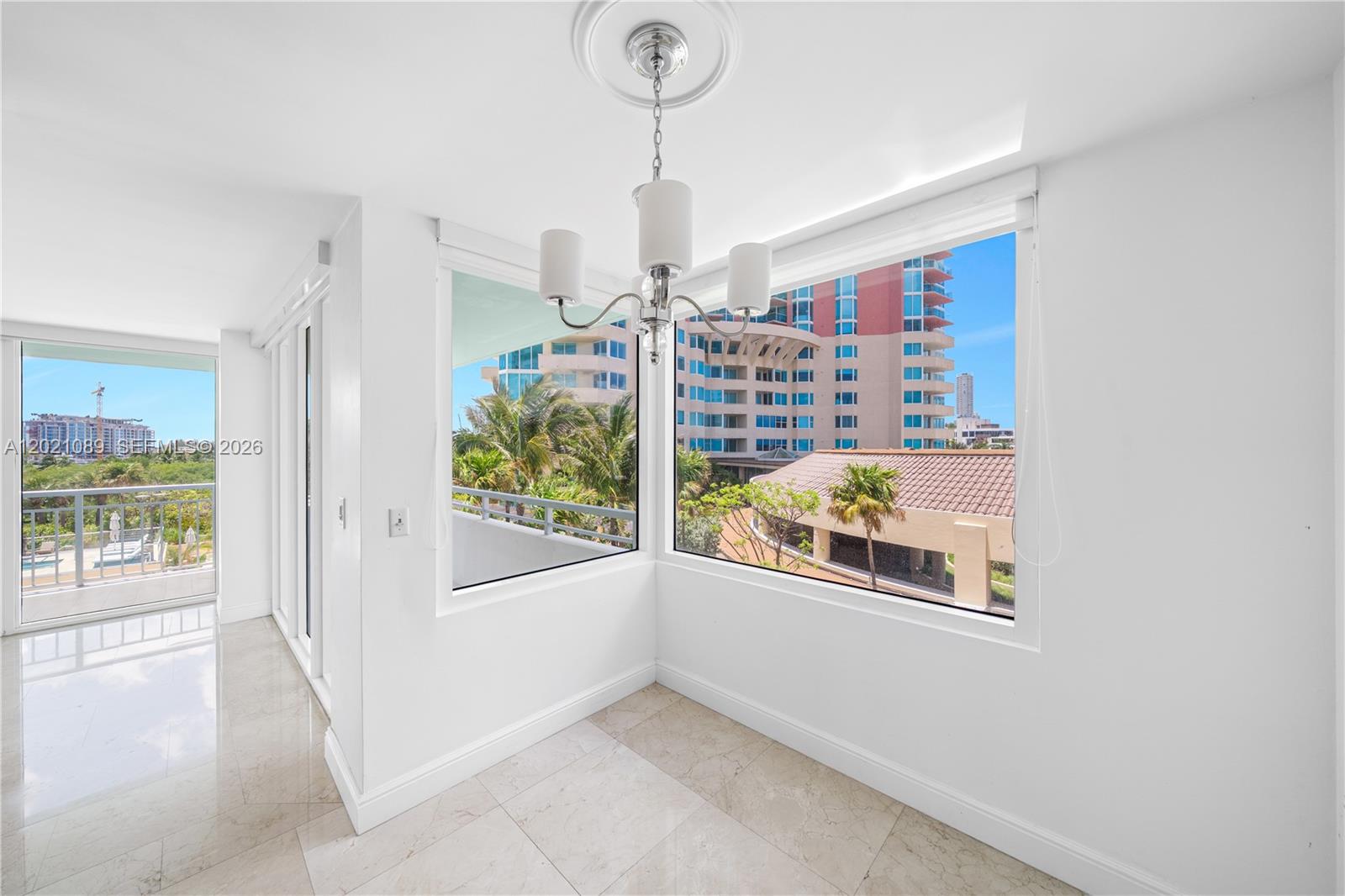 400 S Pointe Dr #409, Miami Beach FL 33139