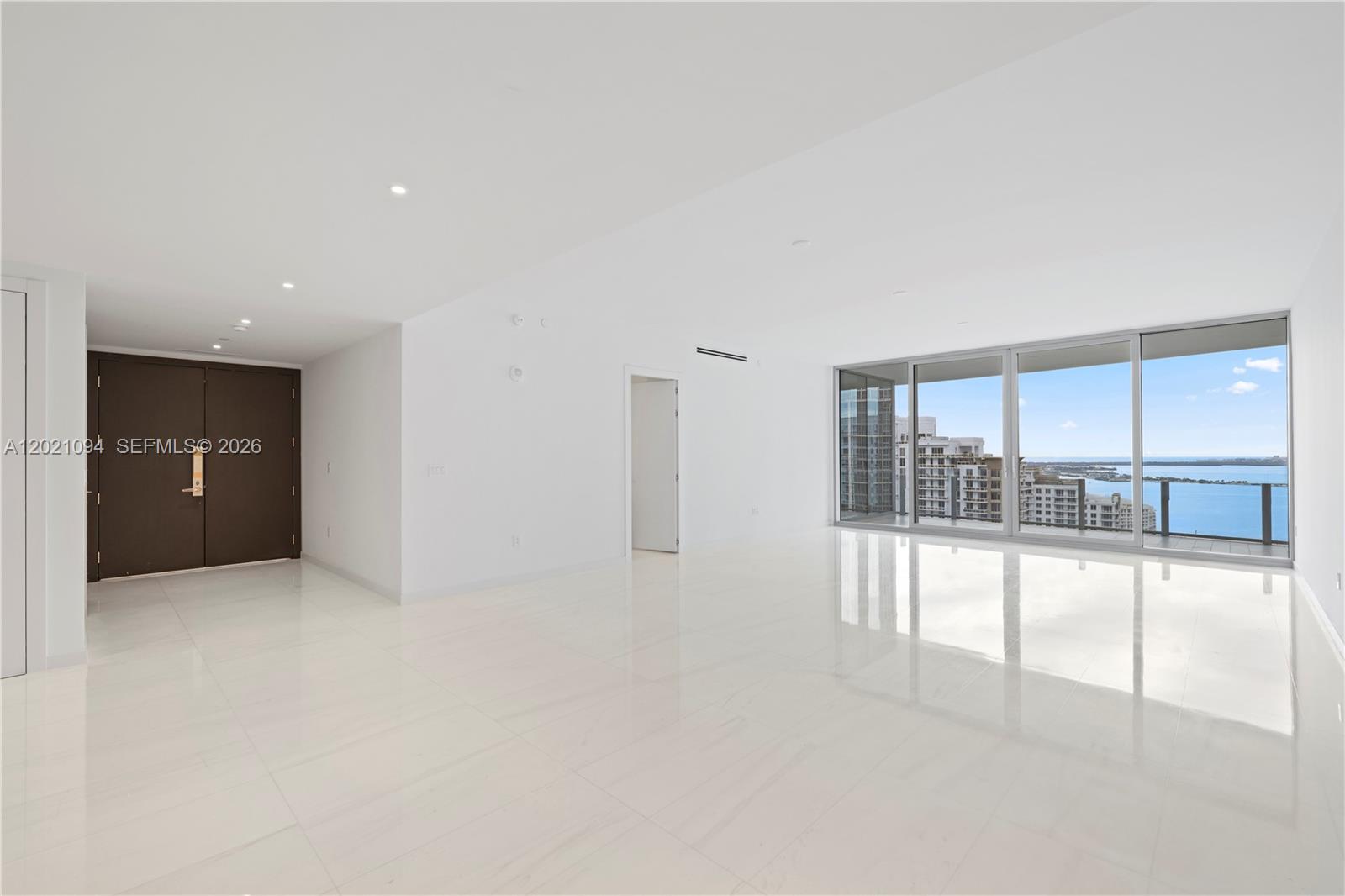 300 Biscayne Blvd Way #3404C, Miami FL 33131
