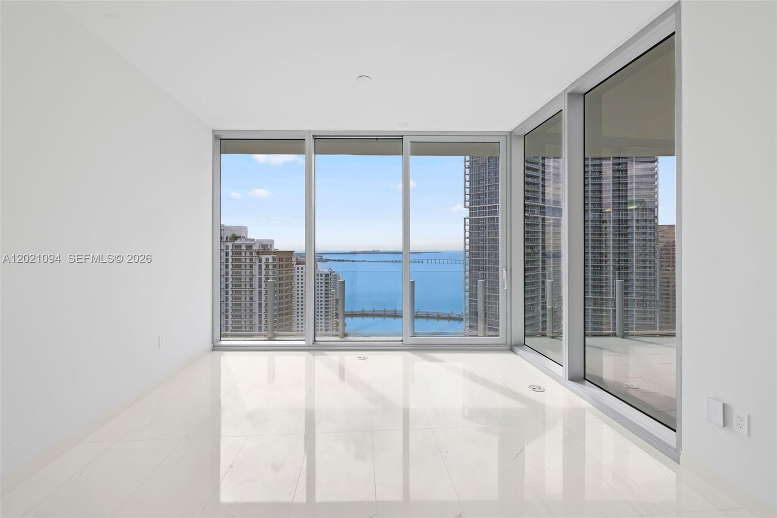 300 Biscayne Blvd Way #3404C, Miami FL 33131