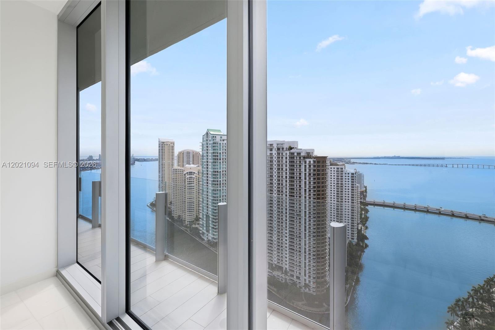 300 Biscayne Blvd Way #3404C, Miami FL 33131