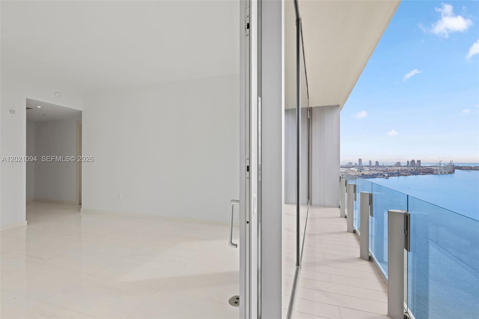 300 Biscayne Blvd Way #3404C, Miami FL 33131