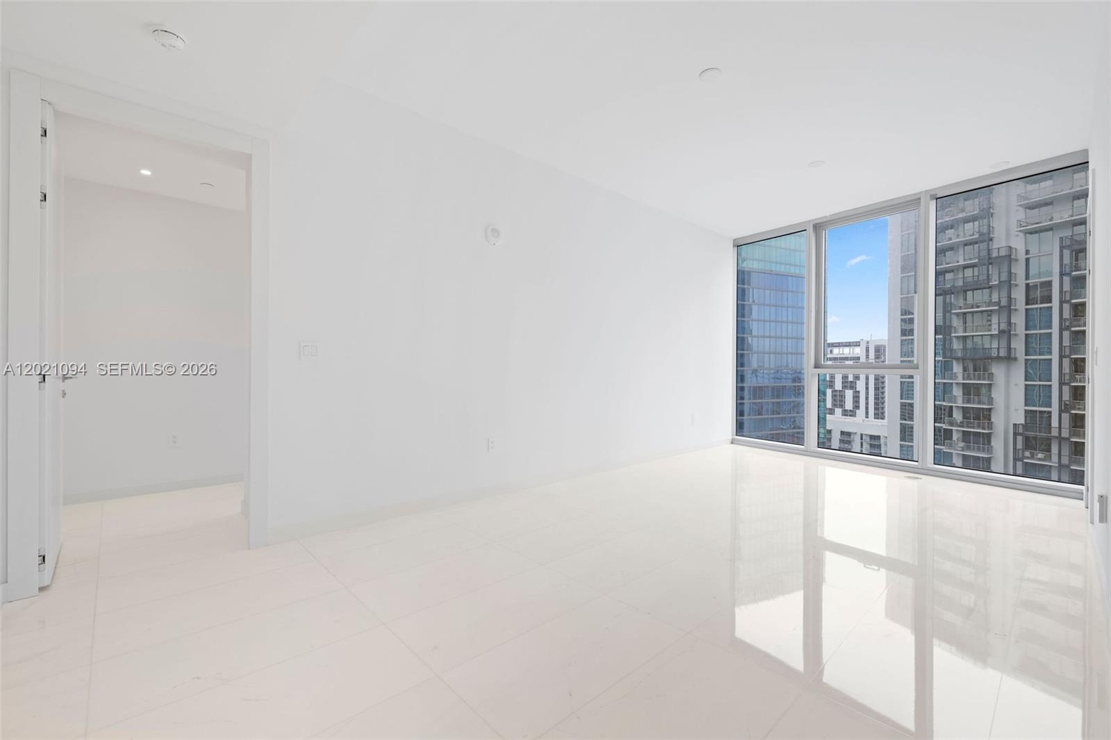 300 Biscayne Blvd Way #3404C, Miami FL 33131