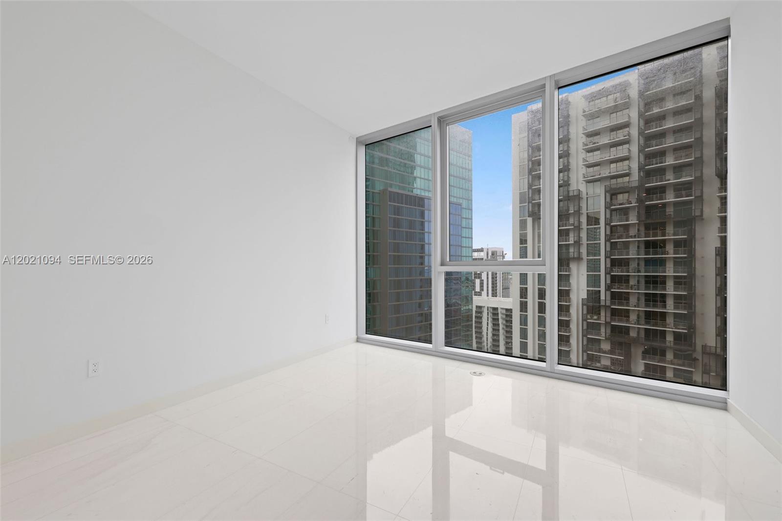 300 Biscayne Blvd Way #3404C, Miami FL 33131