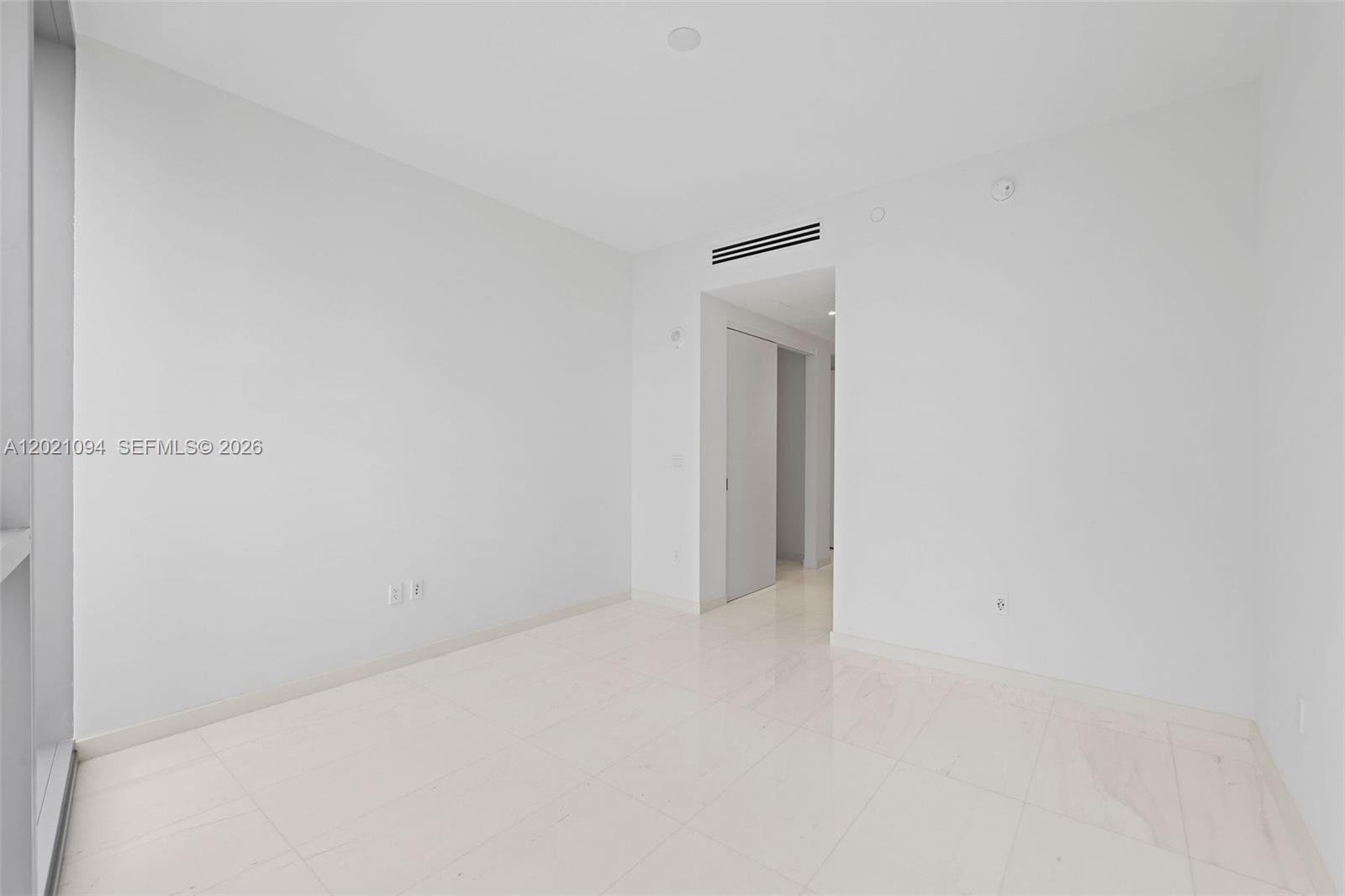 300 Biscayne Blvd Way #3404C, Miami FL 33131