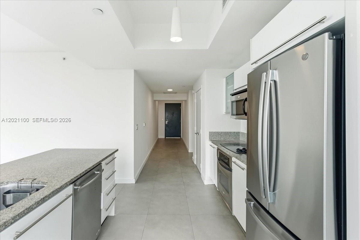 888 Biscayne Blvd #2212, Miami FL 33132
