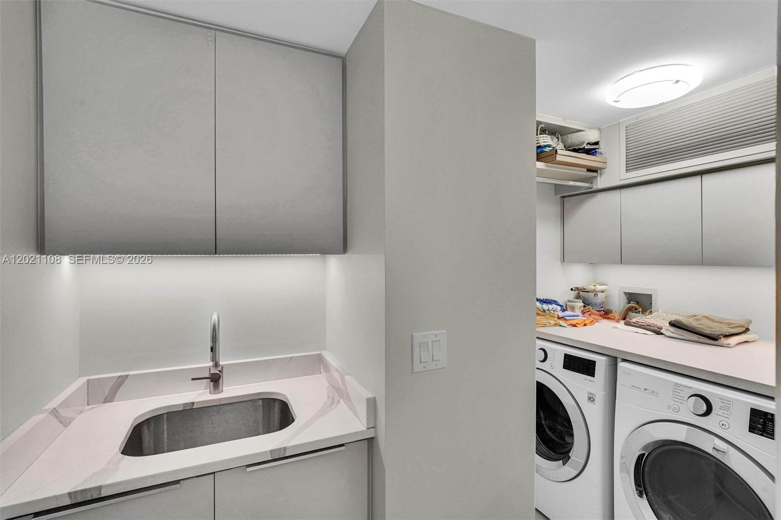 1643 Brickell Ave #1602, Miami FL 33129