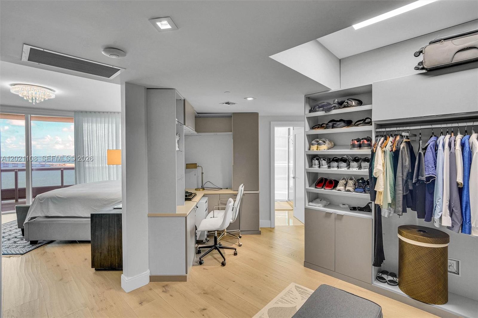 1643 Brickell Ave #1602, Miami FL 33129