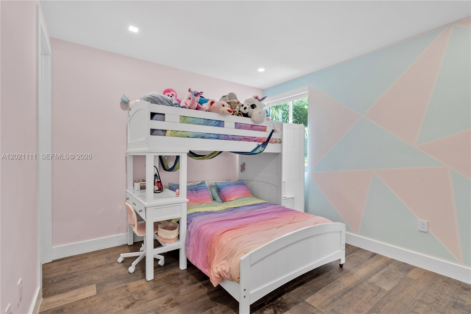 10267 NW 75th Ter, Doral FL 33178