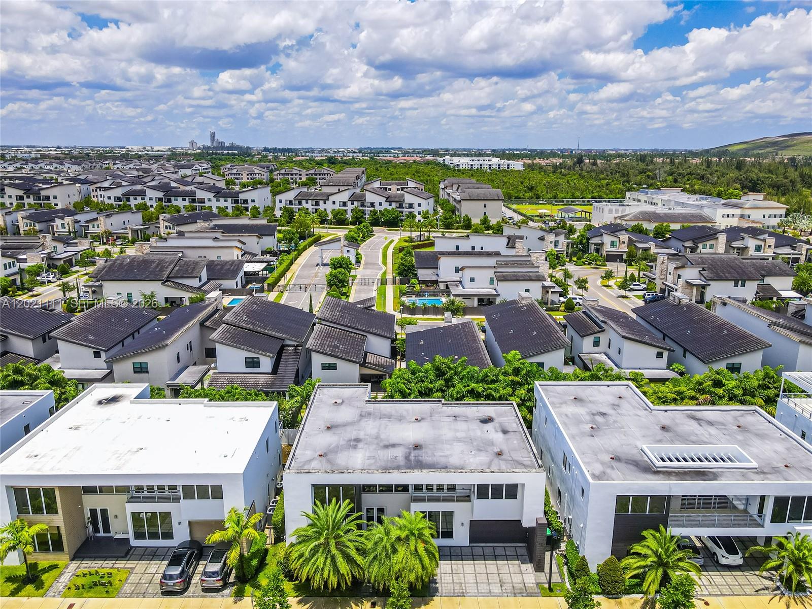 10267 NW 75th Ter, Doral FL 33178